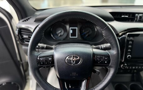 Toyota Hilux VIII, 2021 год, 5 190 000 рублей, 18 фотография