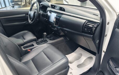 Toyota Hilux VIII, 2021 год, 5 190 000 рублей, 27 фотография