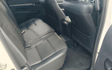 Toyota Hilux VIII, 2021 год, 5 190 000 рублей, 25 фотография