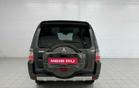 Mitsubishi Pajero IV рестайлинг 2, 2012 год, 2 120 000 рублей, 7 фотография