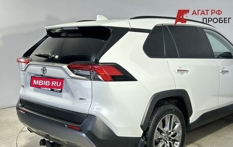 Toyota RAV4, 2020 год, 3 560 000 рублей, 3 фотография
