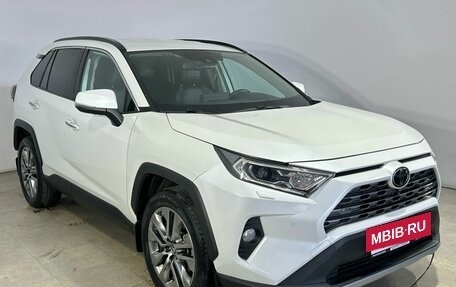 Toyota RAV4, 2020 год, 3 560 000 рублей, 15 фотография