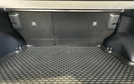 Toyota RAV4, 2020 год, 3 560 000 рублей, 26 фотография