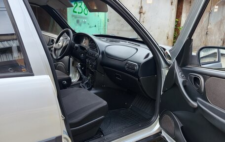 Chevrolet Niva I рестайлинг, 2010 год, 360 000 рублей, 11 фотография