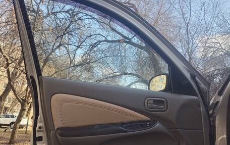 Nissan Almera, 2001 год, 350 000 рублей, 13 фотография