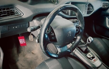 Peugeot 308 II, 2019 год, 1 500 000 рублей, 15 фотография