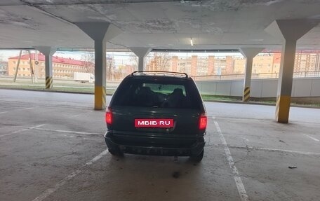 Chrysler Voyager IV, 2001 год, 450 000 рублей, 4 фотография