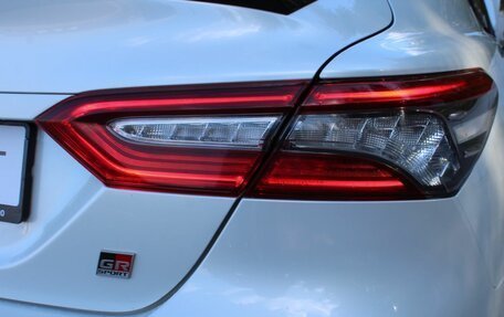 Toyota Camry, 2021 год, 2 350 000 рублей, 22 фотография