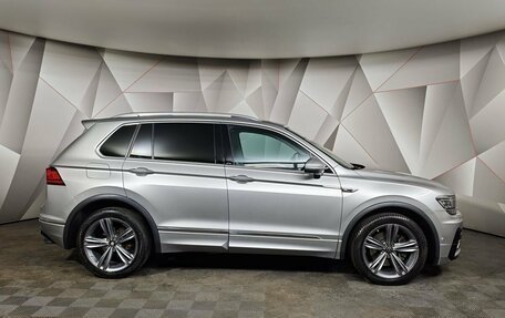 Volkswagen Tiguan II, 2018 год, 2 539 000 рублей, 6 фотография