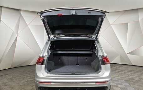 Volkswagen Tiguan II, 2018 год, 2 539 000 рублей, 12 фотография