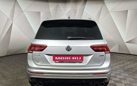 Volkswagen Tiguan II, 2018 год, 2 539 000 рублей, 8 фотография