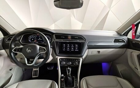 Volkswagen Tiguan II, 2018 год, 2 539 000 рублей, 14 фотография