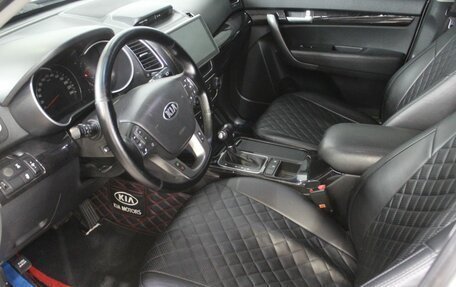 KIA Sorento II рестайлинг, 2017 год, 2 075 000 рублей, 21 фотография