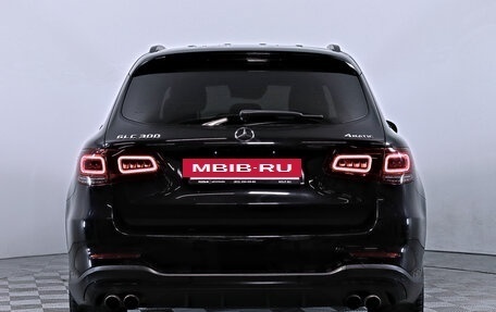 Mercedes-Benz GLC, 2020 год, 3 990 000 рублей, 17 фотография