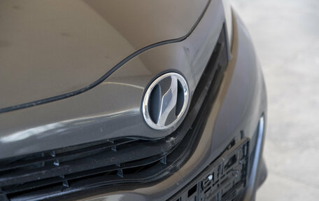 Toyota Vitz, 2013 год, 950 000 рублей, 8 фотография