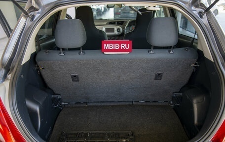 Toyota Vitz, 2013 год, 950 000 рублей, 14 фотография