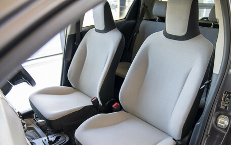Toyota Vitz, 2013 год, 950 000 рублей, 25 фотография