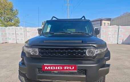 Toyota FJ Cruiser, 2007 год, 3 900 000 рублей, 2 фотография