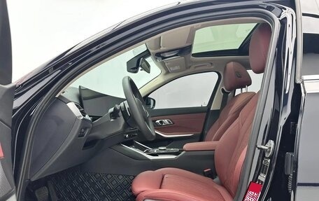 BMW 3 серия, 2022 год, 3 800 000 рублей, 13 фотография