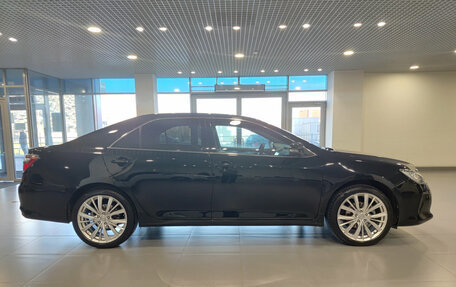 Toyota Camry, 2015 год, 1 980 000 рублей, 4 фотография