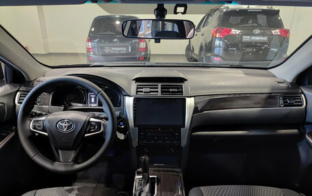 Toyota Camry, 2015 год, 1 980 000 рублей, 14 фотография