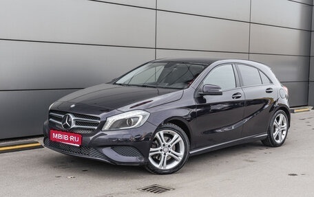 Mercedes-Benz A-Класс, 2015 год, 1 349 000 рублей, 1 фотография