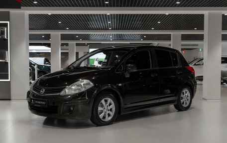 Nissan Tiida, 2011 год, 800 000 рублей, 1 фотография