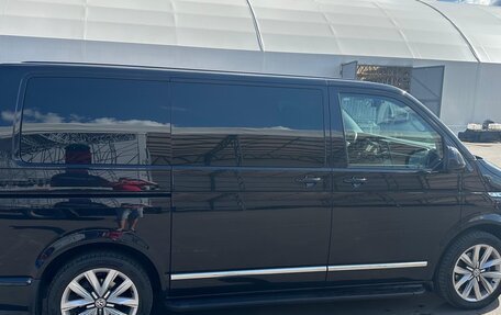 Volkswagen Multivan T6 рестайлинг, 2021 год, 7 100 000 рублей, 6 фотография