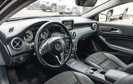 Mercedes-Benz A-Класс, 2015 год, 1 349 000 рублей, 6 фотография