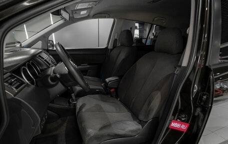 Nissan Tiida, 2011 год, 800 000 рублей, 9 фотография