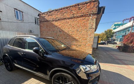 Volkswagen Touareg III, 2013 год, 2 100 000 рублей, 2 фотография