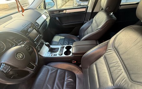 Volkswagen Touareg III, 2013 год, 2 100 000 рублей, 6 фотография