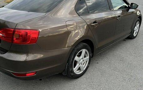 Volkswagen Jetta VII, 2013 год, 970 000 рублей, 5 фотография