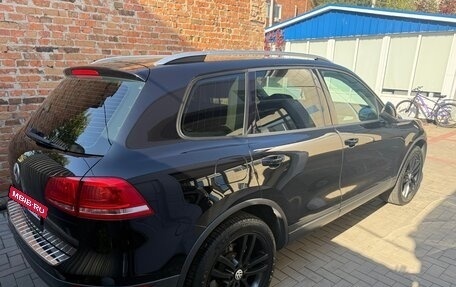 Volkswagen Touareg III, 2013 год, 2 100 000 рублей, 3 фотография