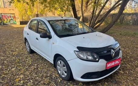 Renault Logan II, 2017 год, 535 000 рублей, 1 фотография