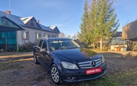 Mercedes-Benz C-Класс, 2009 год, 750 000 рублей, 1 фотография