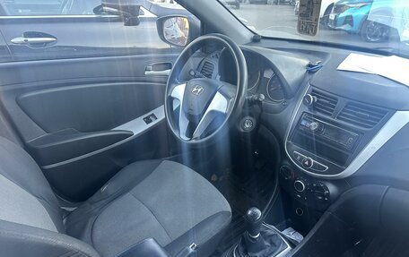 Hyundai Solaris II рестайлинг, 2012 год, 535 000 рублей, 6 фотография
