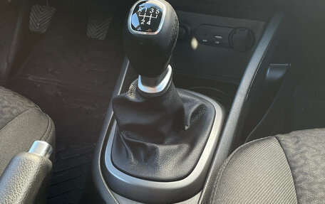KIA Rio III рестайлинг, 2016 год, 969 000 рублей, 23 фотография