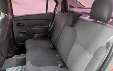 Renault Logan II, 2014 год, 340 000 рублей, 15 фотография