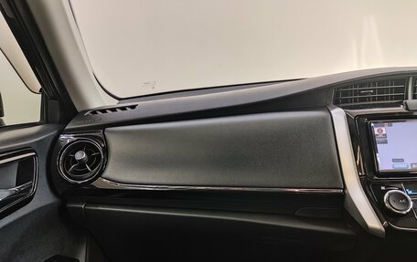 Toyota Corolla, 2018 год, 1 395 000 рублей, 10 фотография
