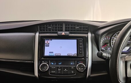 Toyota Corolla, 2018 год, 1 395 000 рублей, 11 фотография