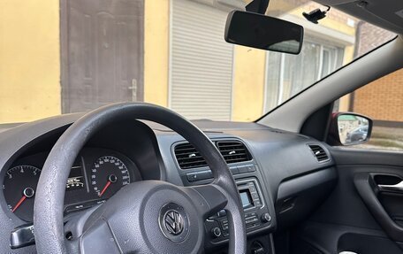 Volkswagen Polo VI (EU Market), 2014 год, 870 000 рублей, 3 фотография