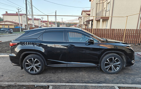 Lexus RX IV рестайлинг, 2019 год, 4 700 000 рублей, 6 фотография