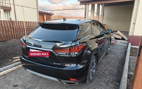 Lexus RX IV рестайлинг, 2019 год, 4 700 000 рублей, 5 фотография