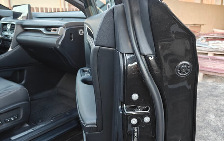 Lexus RX IV рестайлинг, 2019 год, 4 700 000 рублей, 19 фотография