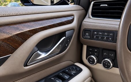 GMC Yukon IV, 2022 год, 9 200 000 рублей, 13 фотография