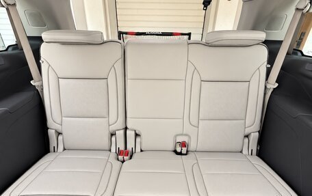 GMC Yukon IV, 2022 год, 9 200 000 рублей, 19 фотография