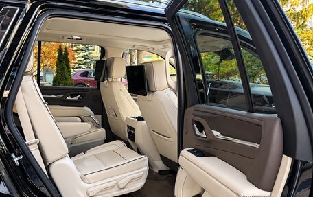GMC Yukon IV, 2022 год, 9 200 000 рублей, 24 фотография