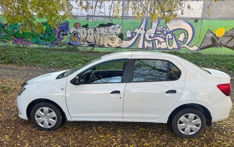 Renault Logan II, 2017 год, 535 000 рублей, 3 фотография