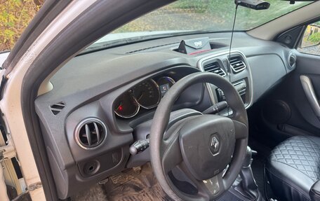 Renault Logan II, 2017 год, 535 000 рублей, 6 фотография